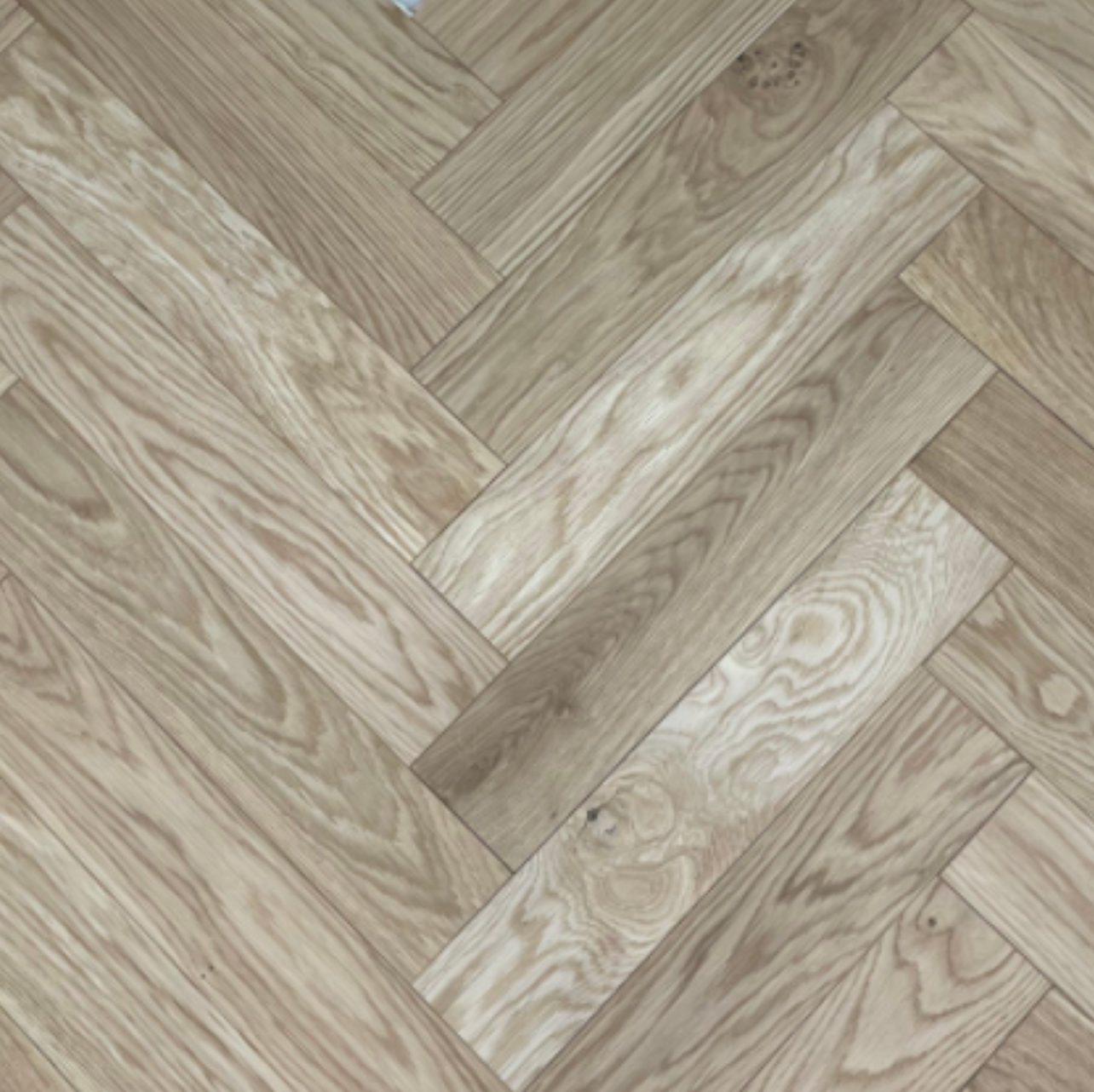 Grande Natural Oak Engineered Wood Flooring – Premium Light Natural Look
