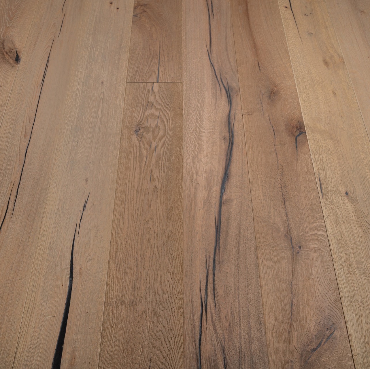 Distressed Weathered Grey Oak Flooring – Aged Grey Driftwood Effect